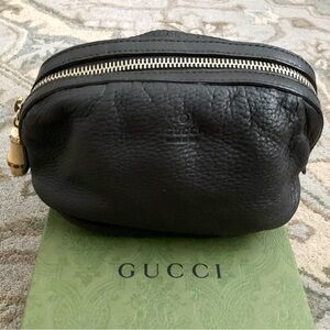 🔥 Gucci Leather Cosmetics Pouch Vintage